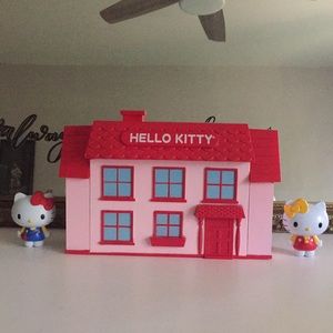 Hello Kitty Cake Topper